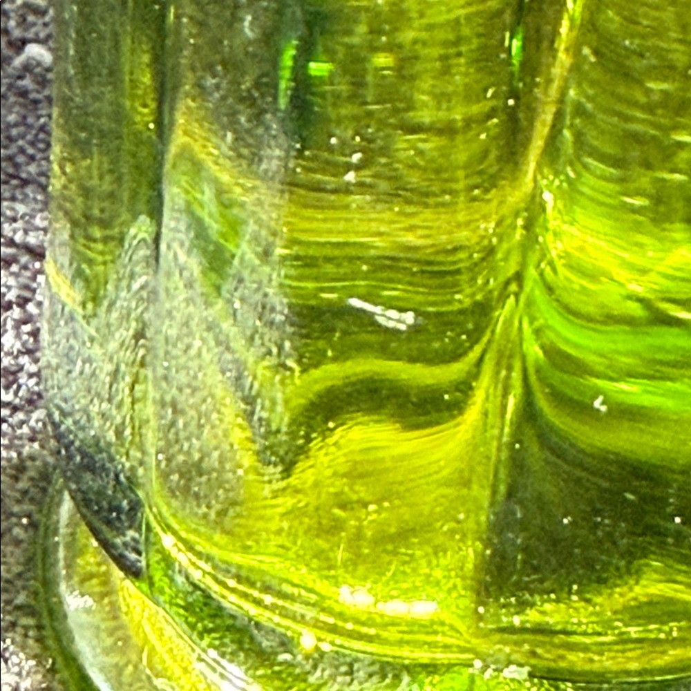 Viking Vintage MCM Art Glass Vase in Avocado Green 💚 - Picture 6 of 6